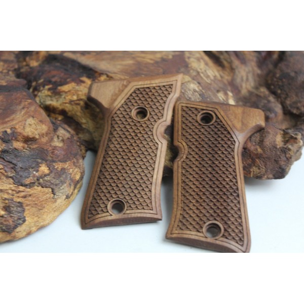 Beretta Compact 92F, 92FS, 92-96 Series Walnut Wood Grips KSD-01791