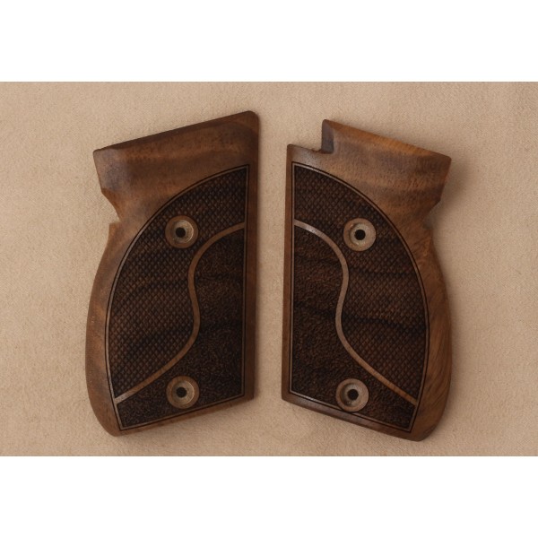 KSD Brand Astra Constable DA II Compatible Walnut Grips Double-Checkering 	KSD-01141