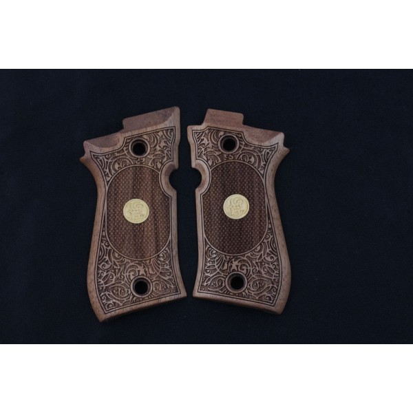 KSD Brand Beretta 81F, 81 FS, 84 F, 84 FS, 84 Cheetah Compatible Walnut Grip 	KSD-00418