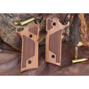 KSD Brand Beretta Combat Super 92 Compatible Walnut Grips Diamond	KSD-00326