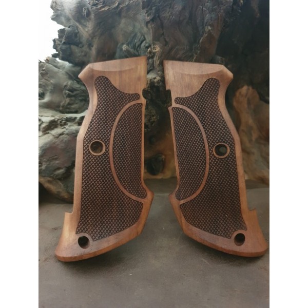 KSD Brand CZ Shadow 2 Compatible Walnut Grips Diamond	KSD-01302