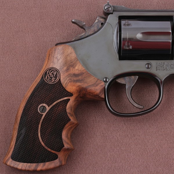 KSD Brand Smith Wesson K/L/X - Frame Round Butt Compatible Walnut Grips Diamond 	KSD-00136